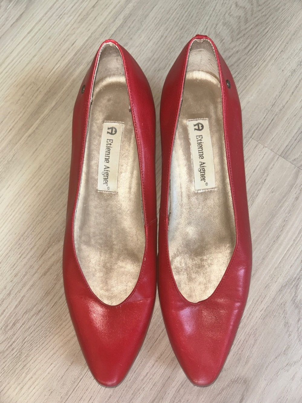 Etienne Aigner Leather Pointed Toe Pumps Red 7.5M Vintage Kitten Low Heels